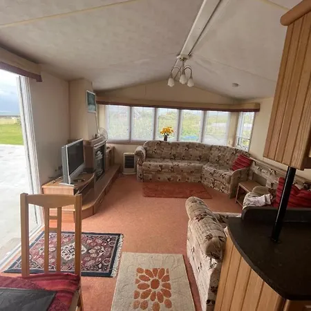 Seaside Chalet *